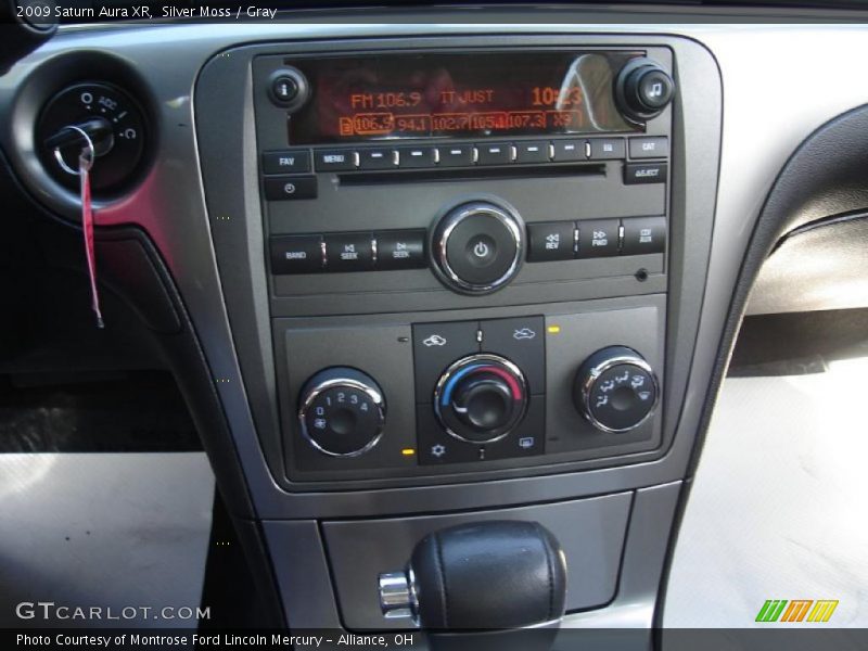 Silver Moss / Gray 2009 Saturn Aura XR