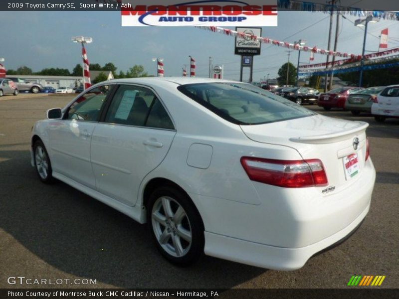 Super White / Ash 2009 Toyota Camry SE