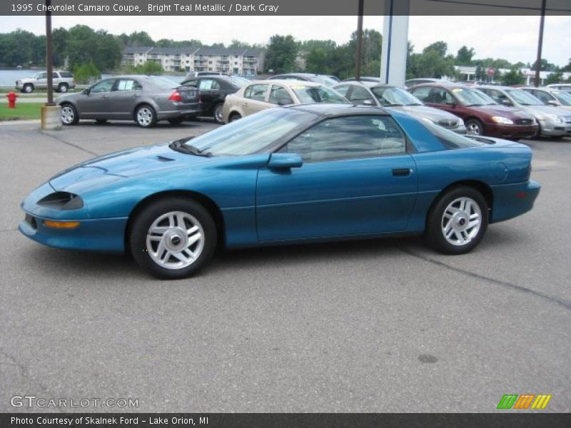 Bright Teal Metallic / Dark Gray 1995 Chevrolet Camaro Coupe
