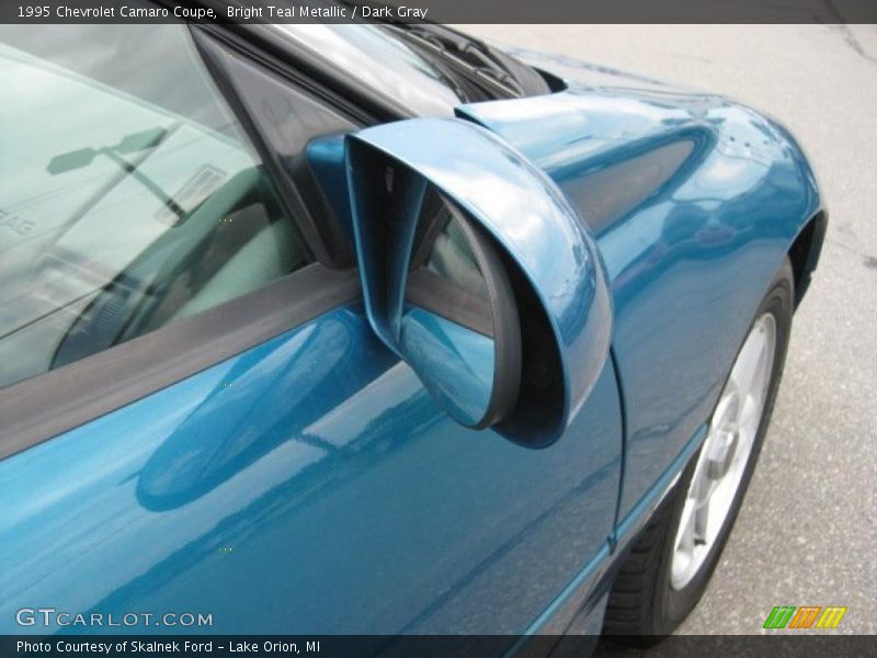 Bright Teal Metallic / Dark Gray 1995 Chevrolet Camaro Coupe