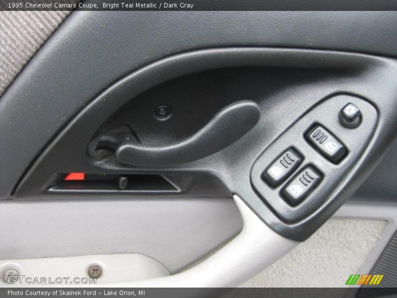 Bright Teal Metallic / Dark Gray 1995 Chevrolet Camaro Coupe