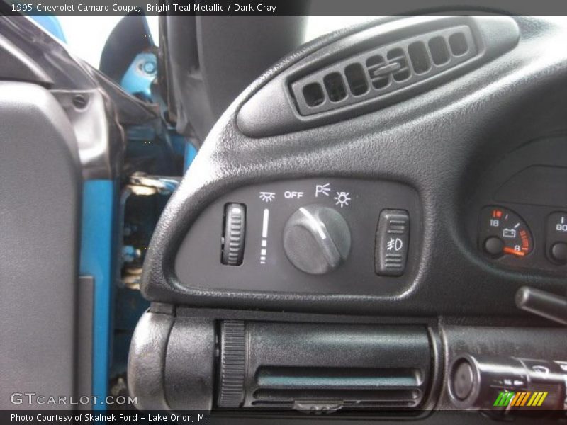 Controls of 1995 Camaro Coupe