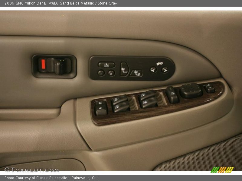 Sand Beige Metallic / Stone Gray 2006 GMC Yukon Denali AWD