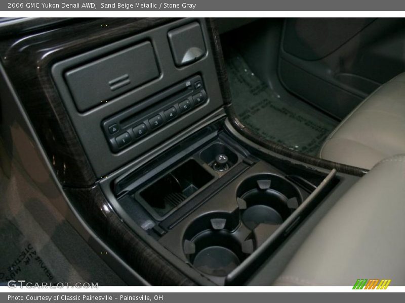Sand Beige Metallic / Stone Gray 2006 GMC Yukon Denali AWD