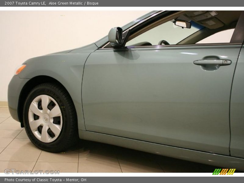 Aloe Green Metallic / Bisque 2007 Toyota Camry LE