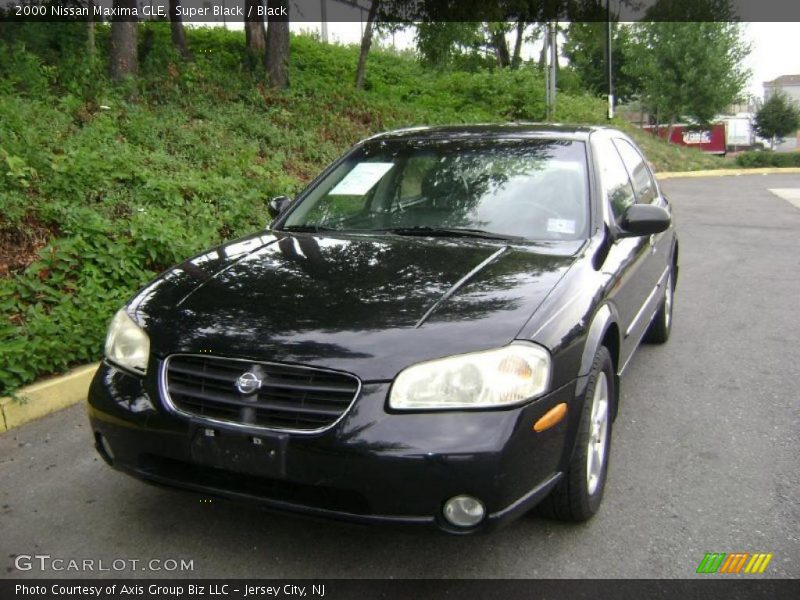 Super Black / Black 2000 Nissan Maxima GLE