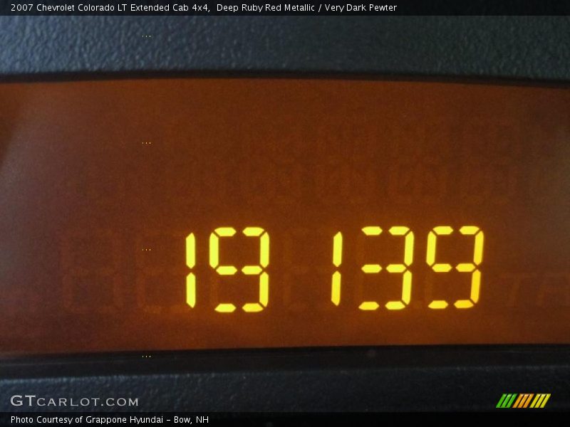 Deep Ruby Red Metallic / Very Dark Pewter 2007 Chevrolet Colorado LT Extended Cab 4x4