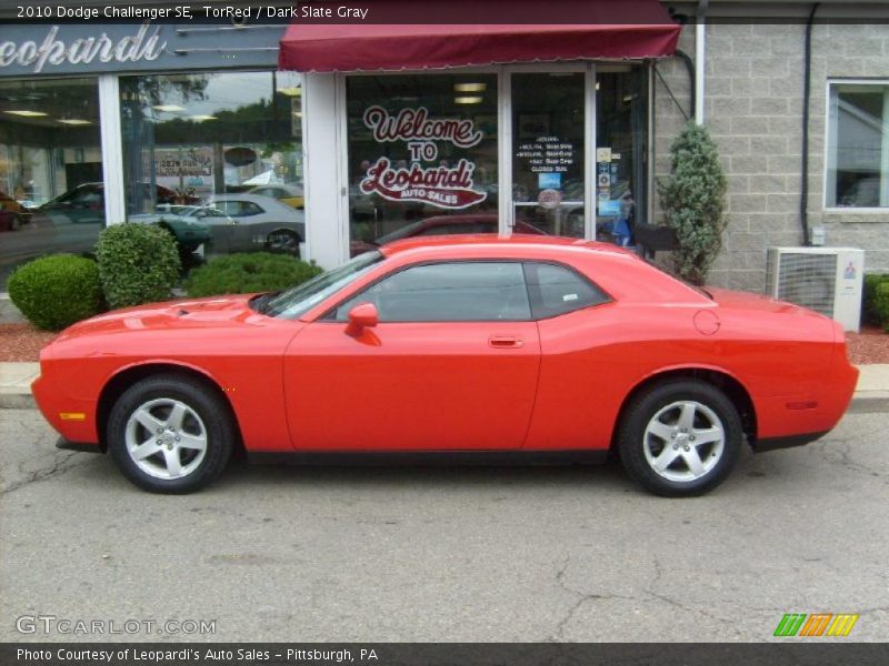 TorRed / Dark Slate Gray 2010 Dodge Challenger SE