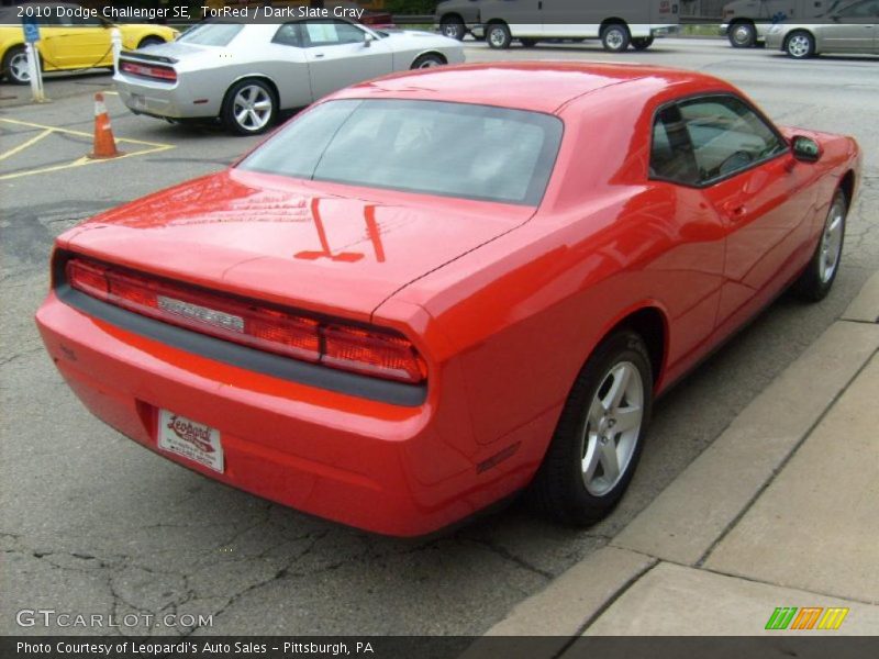 TorRed / Dark Slate Gray 2010 Dodge Challenger SE