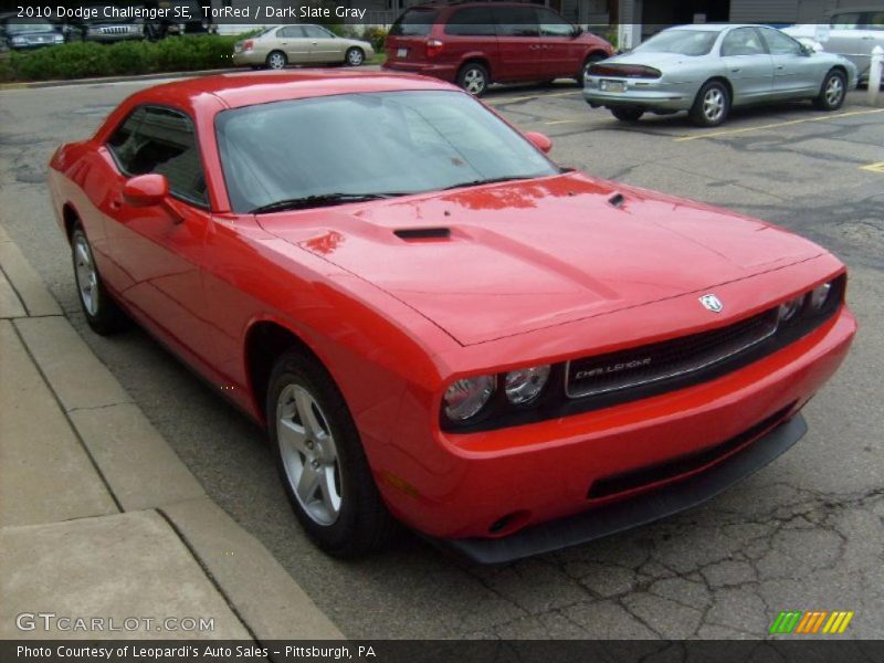 TorRed / Dark Slate Gray 2010 Dodge Challenger SE