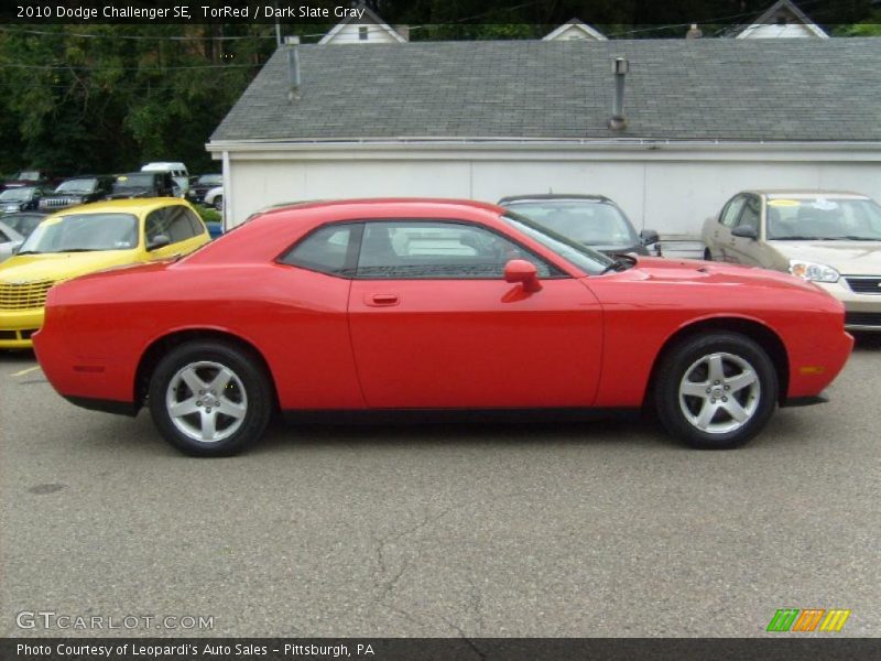 TorRed / Dark Slate Gray 2010 Dodge Challenger SE