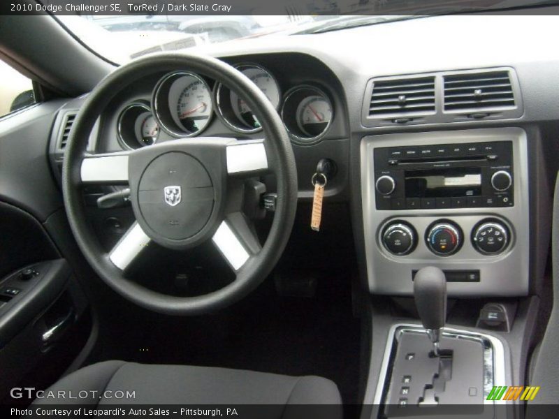 TorRed / Dark Slate Gray 2010 Dodge Challenger SE