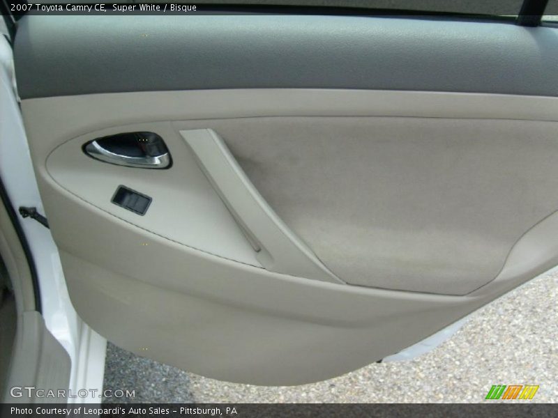 Super White / Bisque 2007 Toyota Camry CE