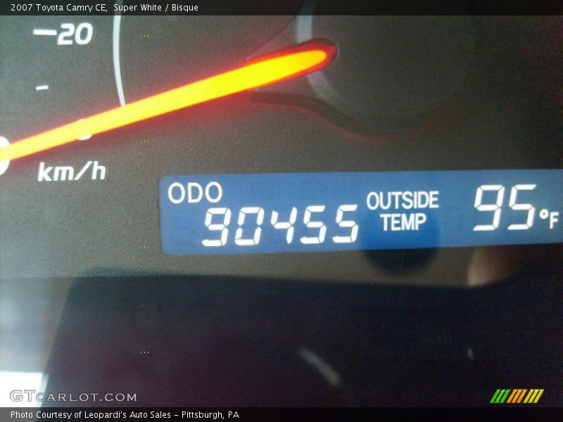 Super White / Bisque 2007 Toyota Camry CE