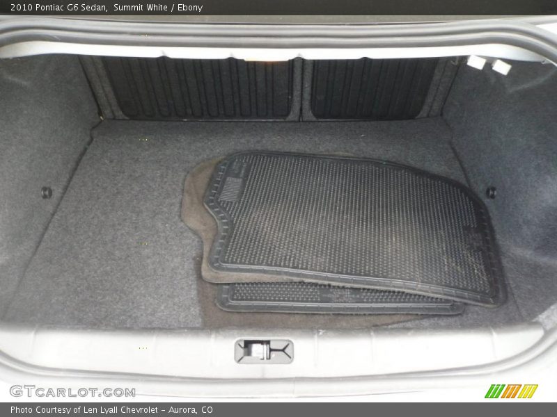 Summit White / Ebony 2010 Pontiac G6 Sedan