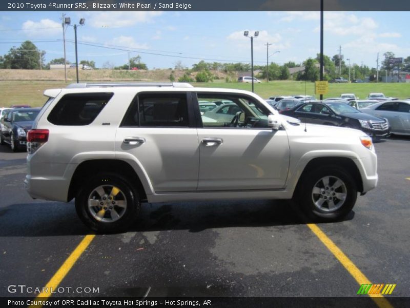 Blizzard White Pearl / Sand Beige 2010 Toyota 4Runner SR5