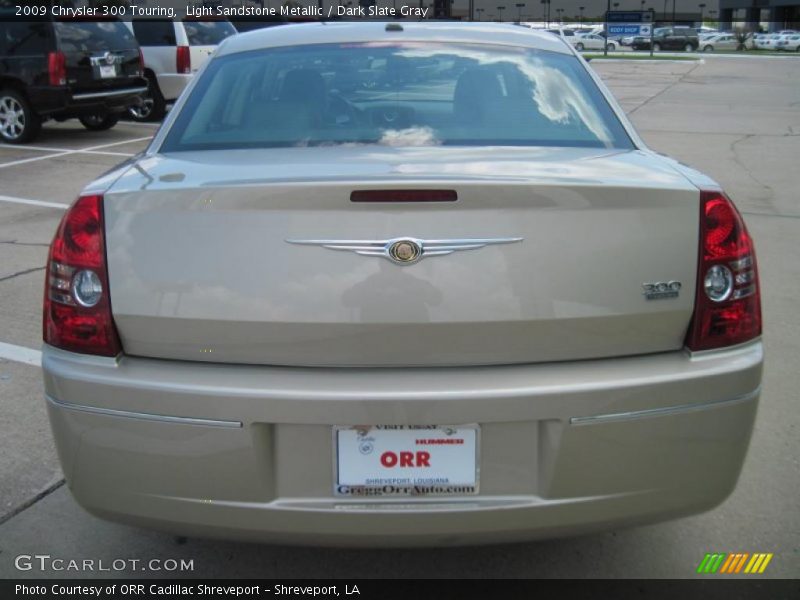 Light Sandstone Metallic / Dark Slate Gray 2009 Chrysler 300 Touring