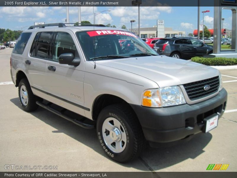 Silver Birch Metallic / Medium Parchment 2005 Ford Explorer XLS