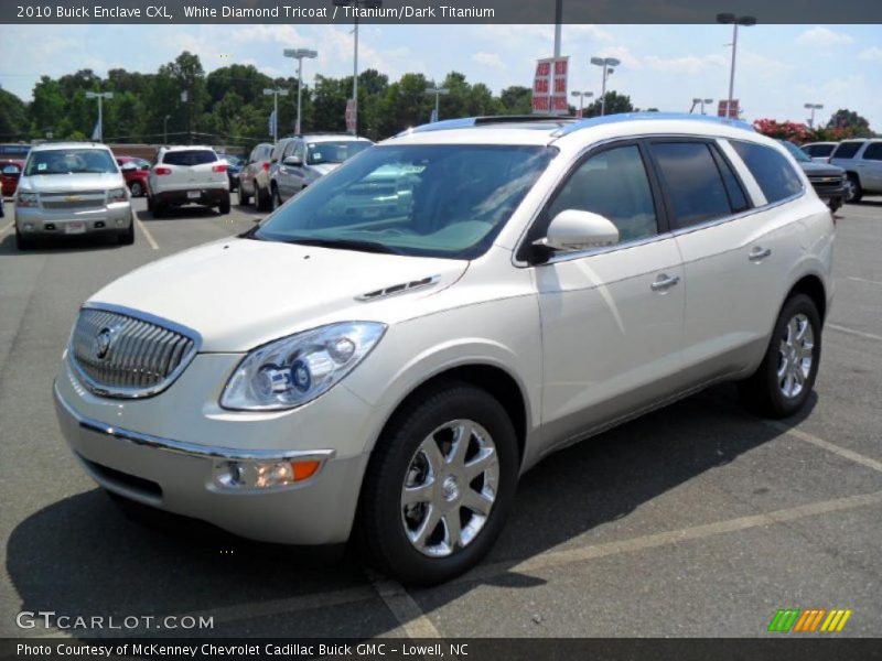 White Diamond Tricoat / Titanium/Dark Titanium 2010 Buick Enclave CXL