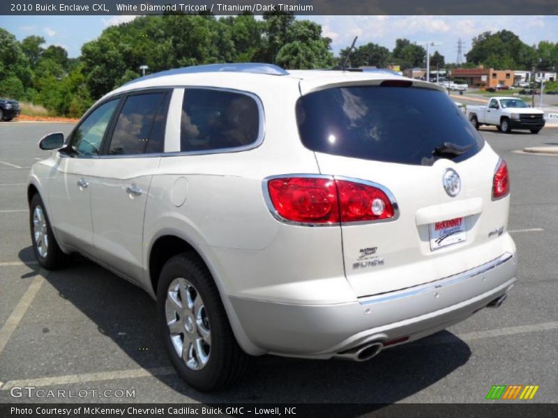 White Diamond Tricoat / Titanium/Dark Titanium 2010 Buick Enclave CXL