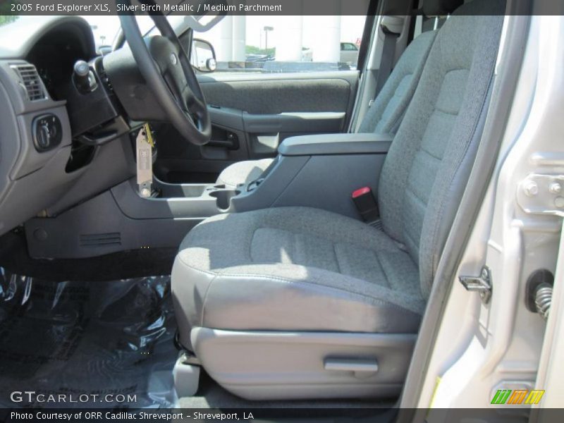 Silver Birch Metallic / Medium Parchment 2005 Ford Explorer XLS