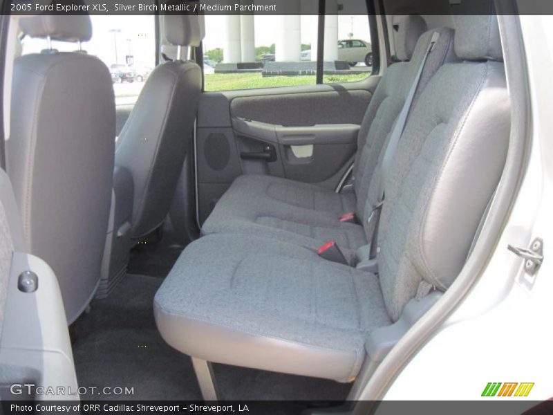 Silver Birch Metallic / Medium Parchment 2005 Ford Explorer XLS
