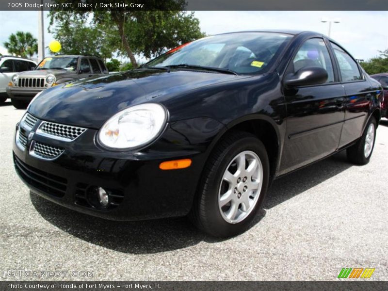 Black / Dark Slate Gray 2005 Dodge Neon SXT