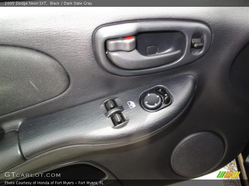 Black / Dark Slate Gray 2005 Dodge Neon SXT