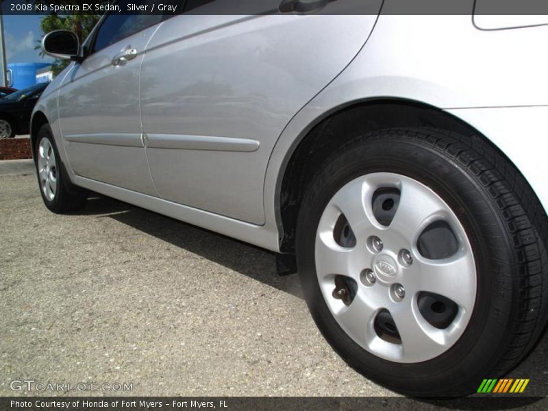 Silver / Gray 2008 Kia Spectra EX Sedan