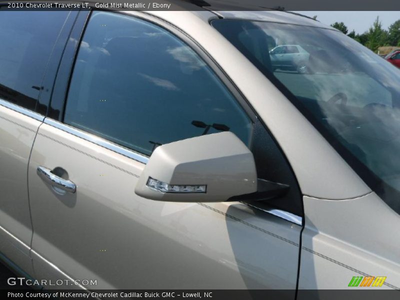 Gold Mist Metallic / Ebony 2010 Chevrolet Traverse LT