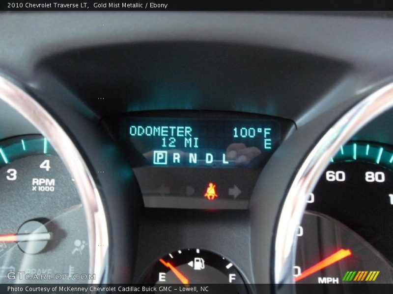 Gold Mist Metallic / Ebony 2010 Chevrolet Traverse LT
