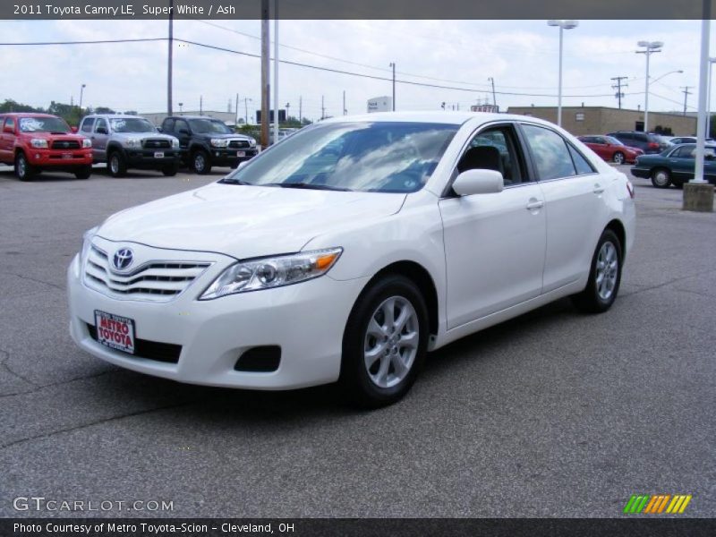 Super White / Ash 2011 Toyota Camry LE