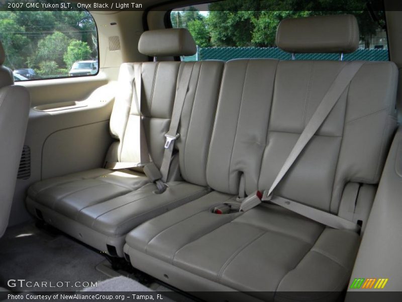 Onyx Black / Light Tan 2007 GMC Yukon SLT