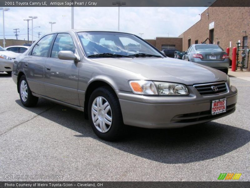 Antique Sage Pearl / Gray 2001 Toyota Camry LE