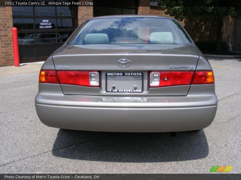 Antique Sage Pearl / Gray 2001 Toyota Camry LE