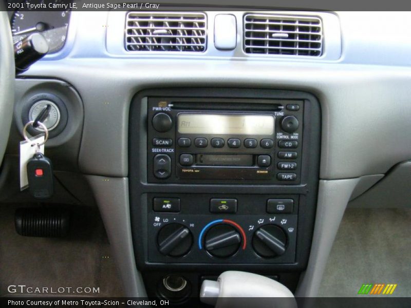 Antique Sage Pearl / Gray 2001 Toyota Camry LE