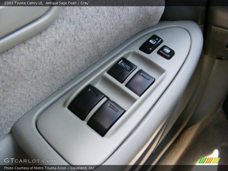 Antique Sage Pearl / Gray 2001 Toyota Camry LE