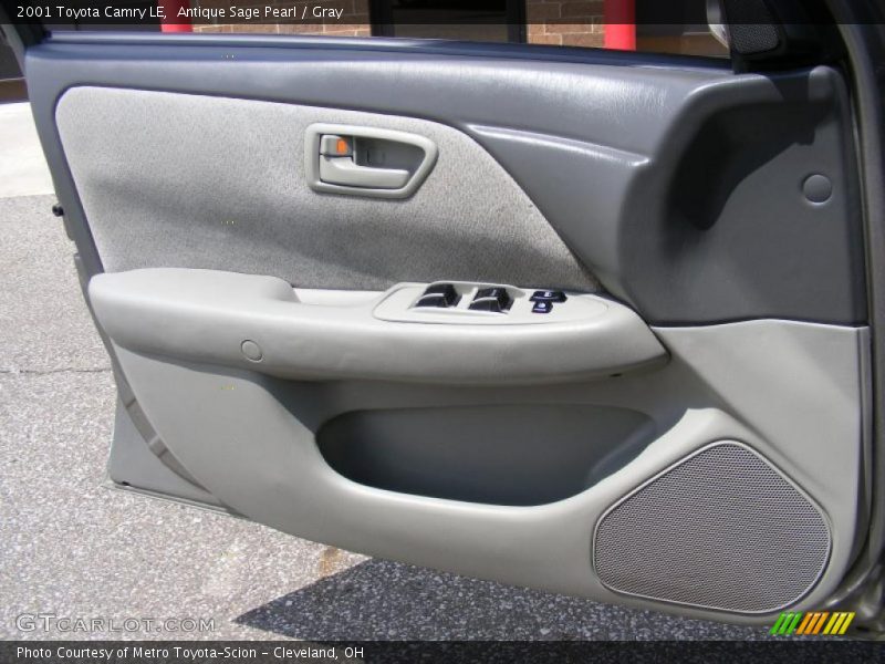 Antique Sage Pearl / Gray 2001 Toyota Camry LE