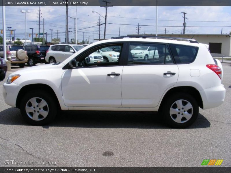 Super White / Ash Gray 2009 Toyota RAV4 4WD