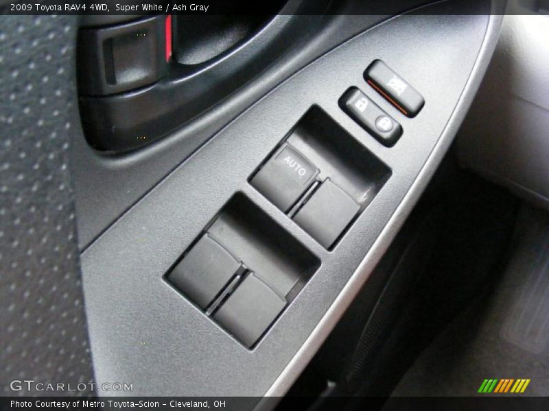 Super White / Ash Gray 2009 Toyota RAV4 4WD