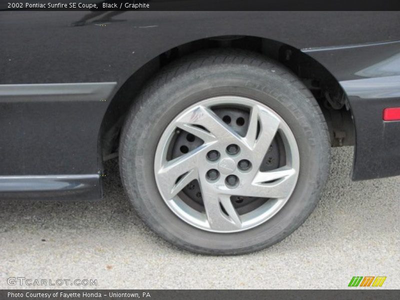 Black / Graphite 2002 Pontiac Sunfire SE Coupe