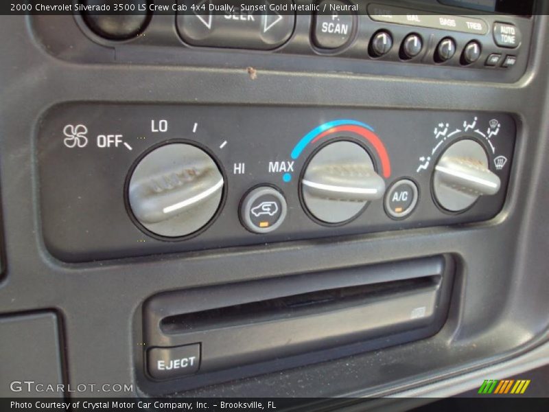 Sunset Gold Metallic / Neutral 2000 Chevrolet Silverado 3500 LS Crew Cab 4x4 Dually