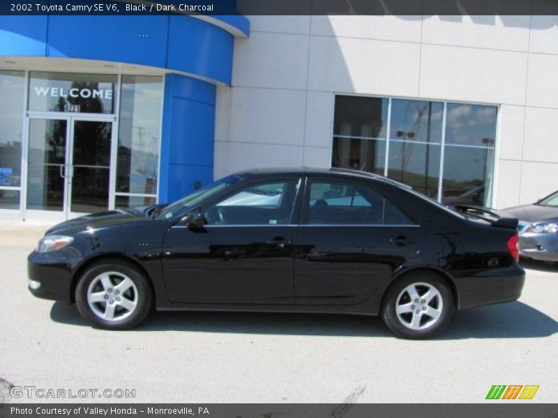 Black / Dark Charcoal 2002 Toyota Camry SE V6