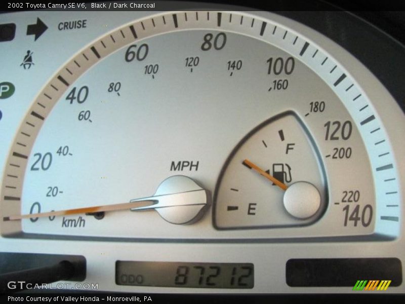 Black / Dark Charcoal 2002 Toyota Camry SE V6