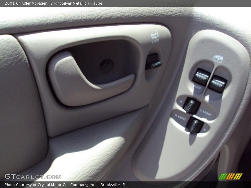 Bright Silver Metallic / Taupe 2001 Chrysler Voyager