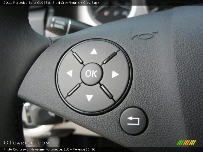 Steel Grey Metallic / Grey/Black 2011 Mercedes-Benz GLK 350
