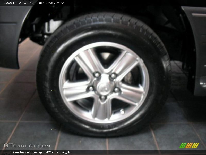 Black Onyx / Ivory 2006 Lexus LX 470