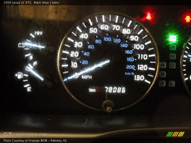 Black Onyx / Ivory 2006 Lexus LX 470