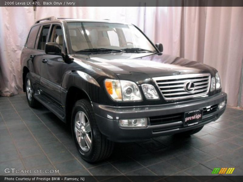 Black Onyx / Ivory 2006 Lexus LX 470