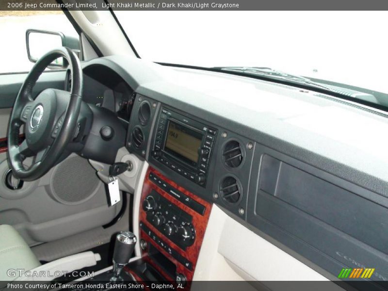 Light Khaki Metallic / Dark Khaki/Light Graystone 2006 Jeep Commander Limited